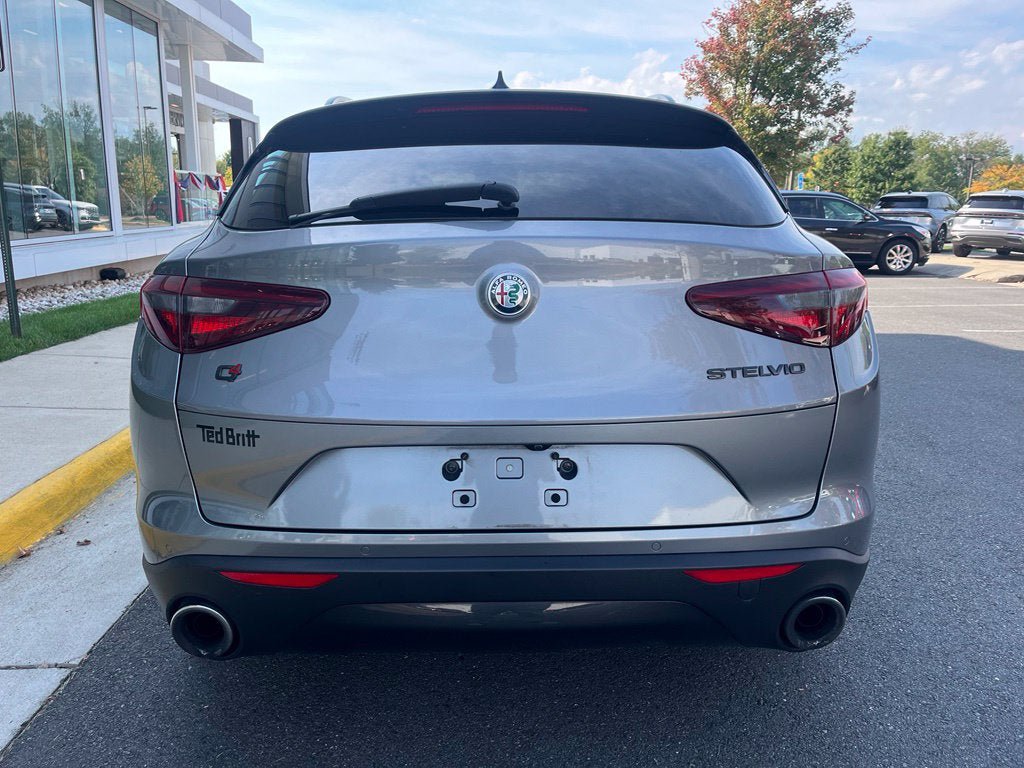 Used 2021 Alfa Romeo Stelvio Sprint w/ Nero Edizione AWD/4WD image 7