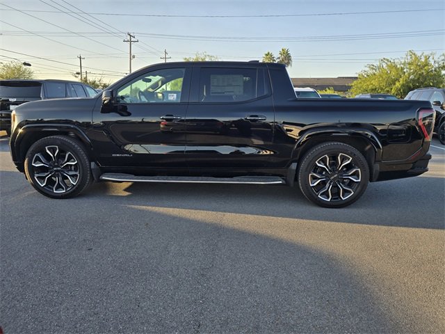 New 2025 GMC Sierra EV Denali image 8