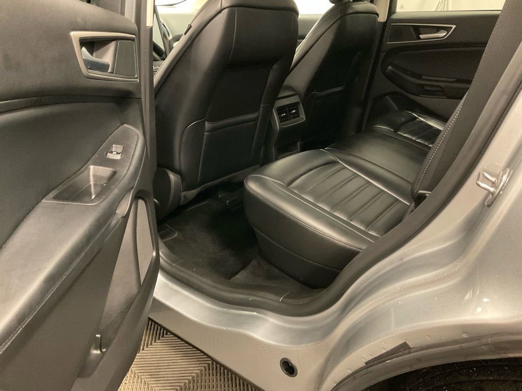 Used 2024 Ford Edge SEL image 22
