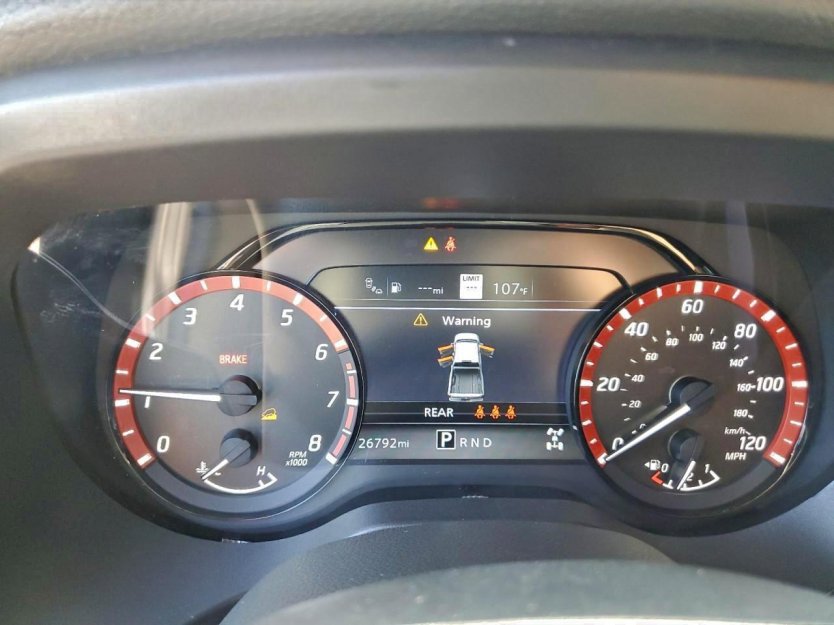 Used 2023 Nissan Titan PRO-4X image 8