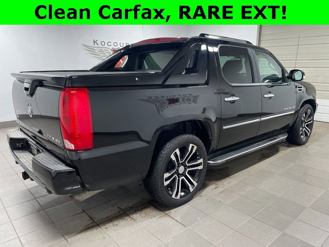 Used 2011 Cadillac Escalade EXT Luxury image 6