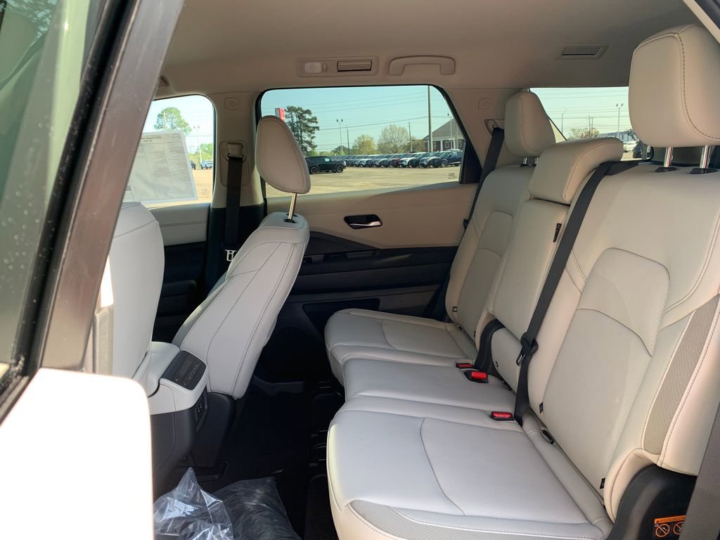 New 2026 Nissan Pathfinder SL image 23