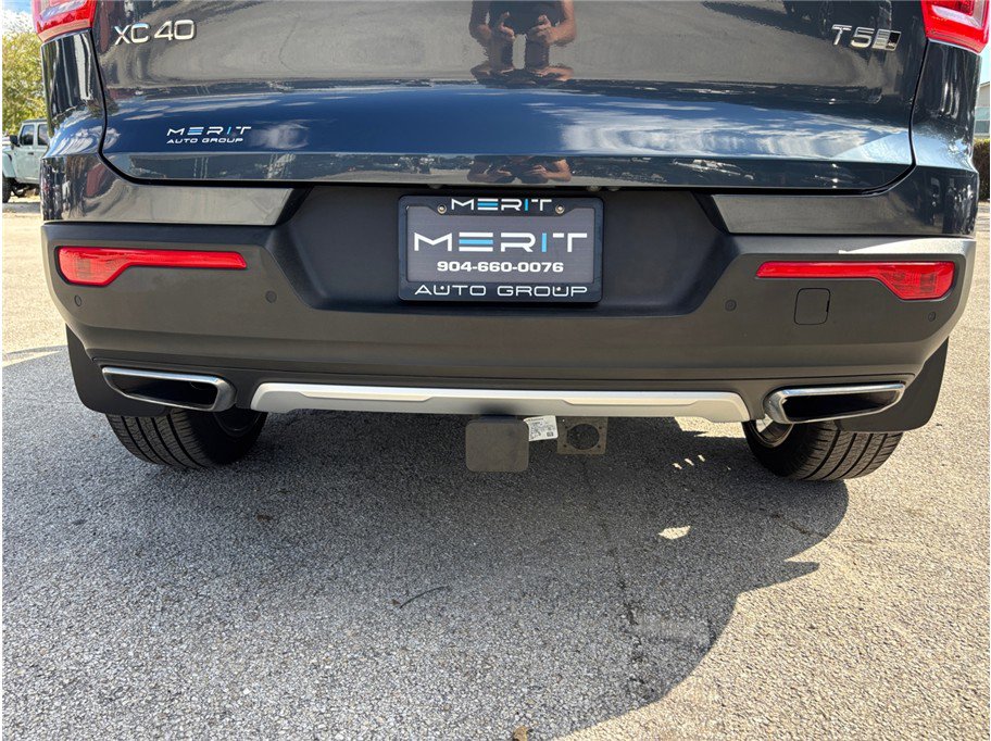 Used 2020 Volvo XC40 T5 Inscription w/ Protection Package image 17