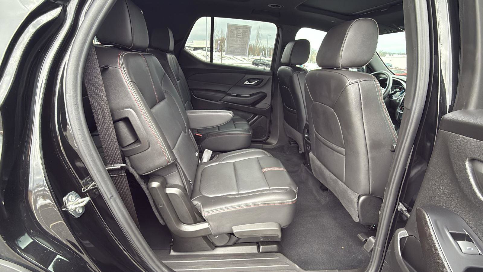 Used 2023 Chevrolet Traverse RS w/ LPO, Cargo Package image 20