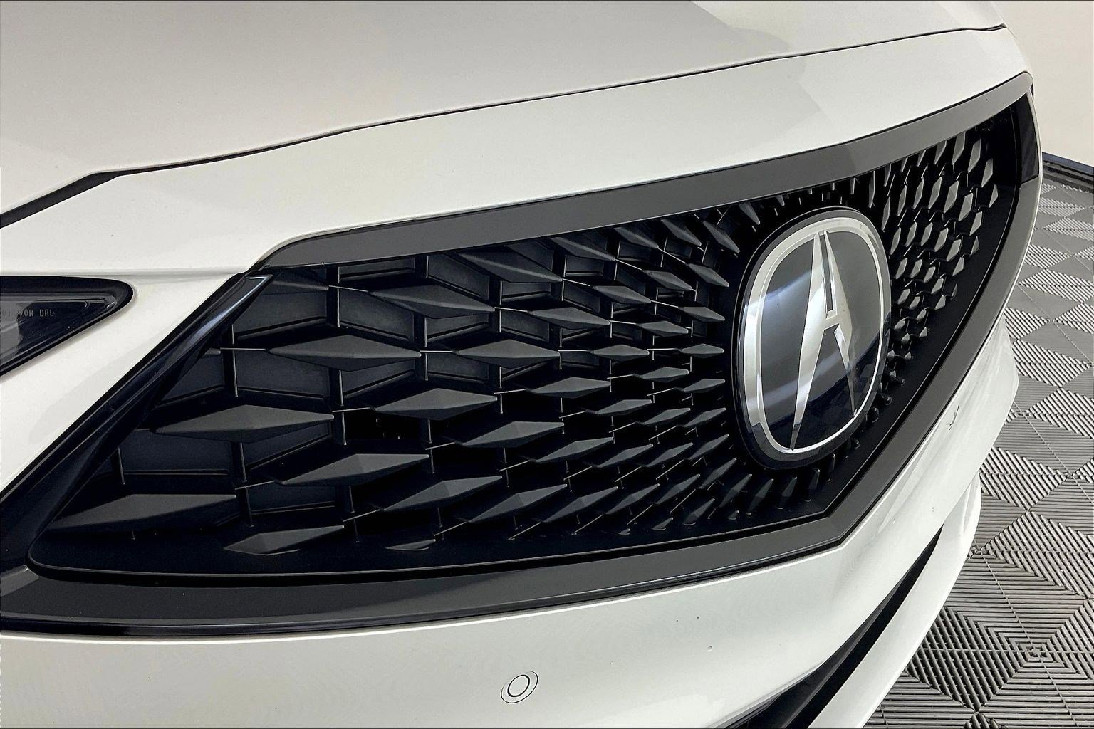 Used 2023 Acura MDX A-Spec image 34