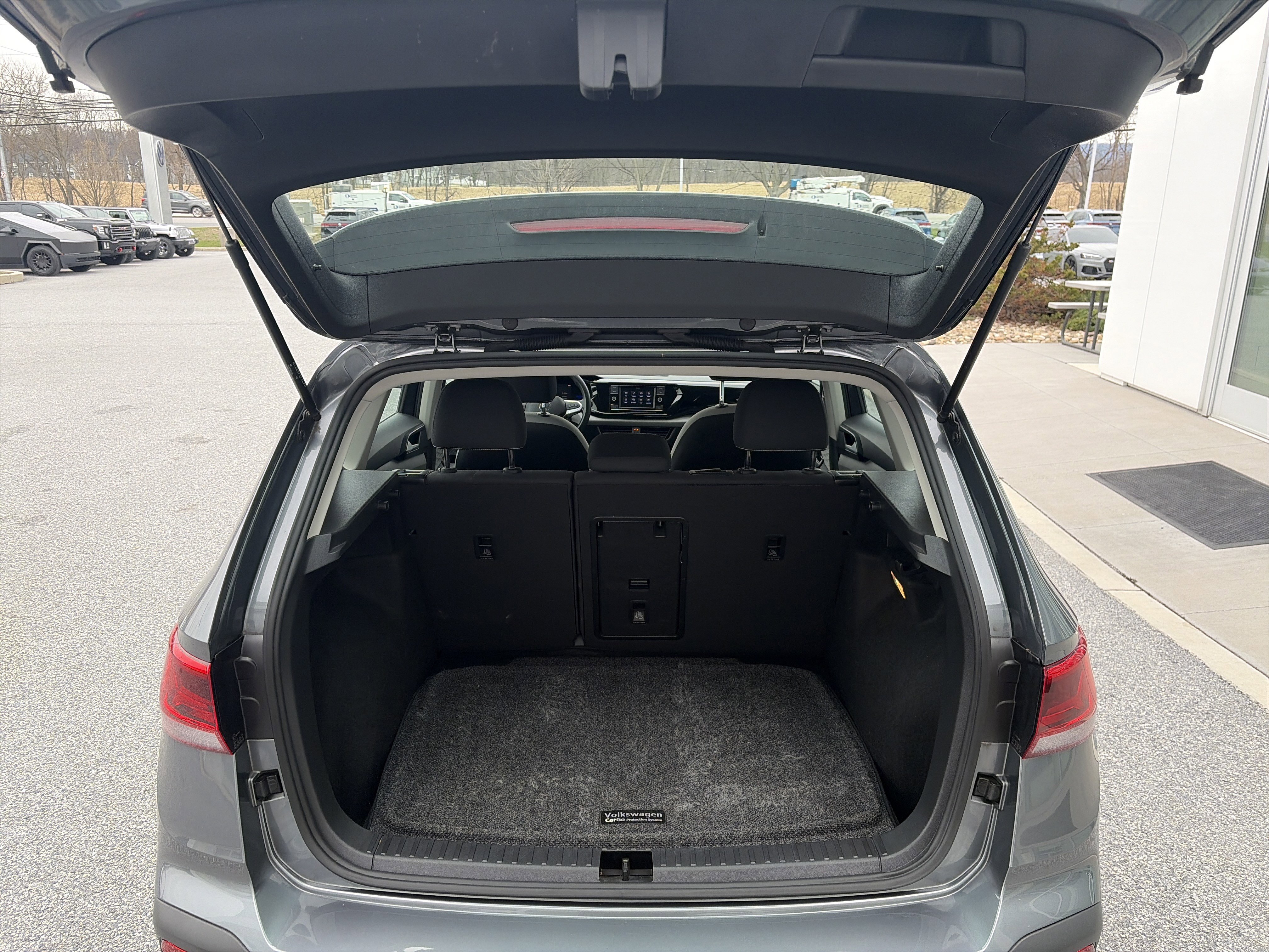 Used 2022 Volkswagen Taos S image 26