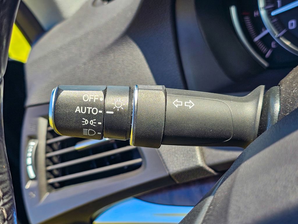 Used 2019 Acura MDX SH-AWD w/ Technology Package image 21