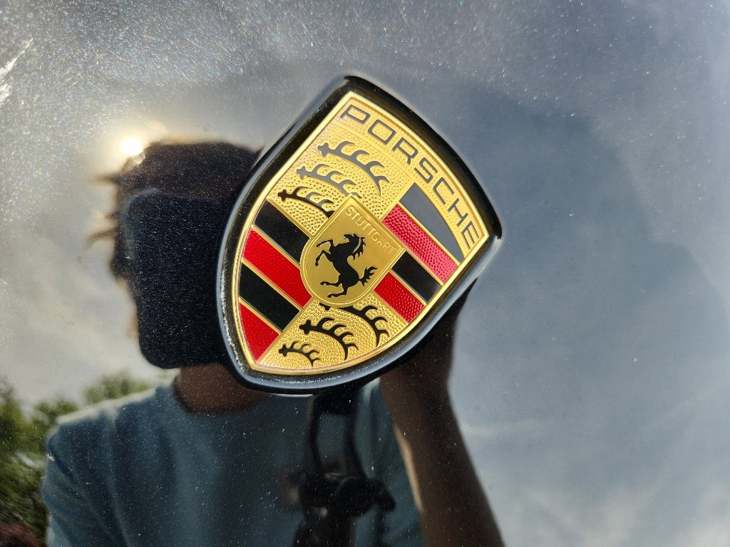 Certified 2021 Porsche Macan S image 11