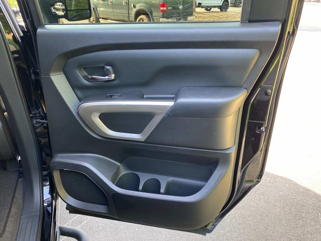 Used 2021 Nissan Titan SV w/ SV Convenience Package AWD/4WD image 35