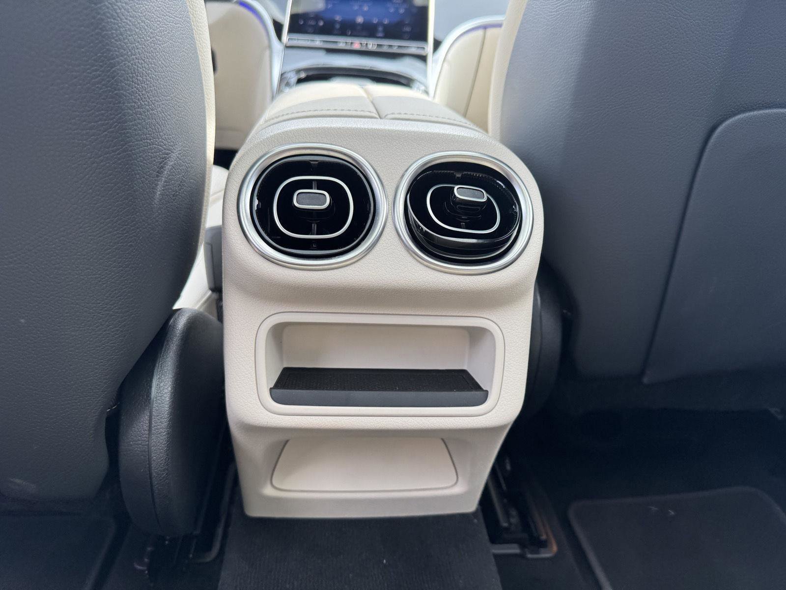 Certified 2025 Mercedes-Benz GLC 300 image 18