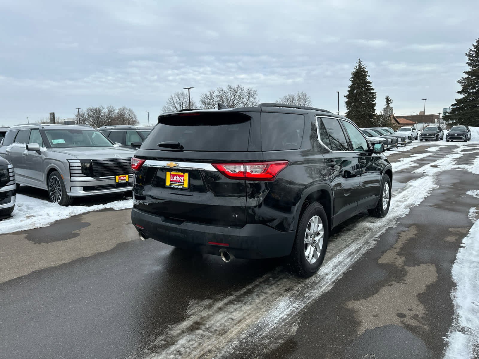Used 2019 Chevrolet Traverse LT w/ LPO, Floor Liner Package video 2