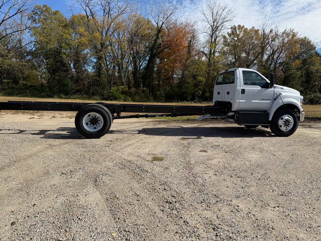 New 2026 Ford F750 2WD Regular Cab Super Duty image 7