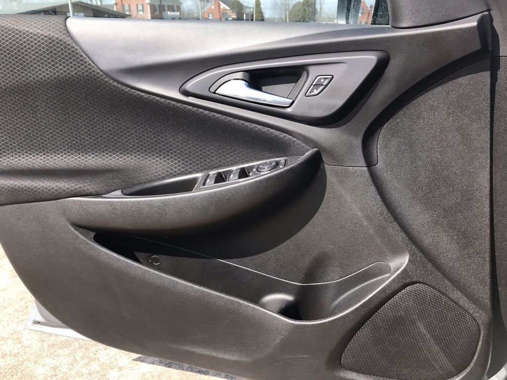 Used 2023 Chevrolet Malibu LT w/ Sport Edition image 13