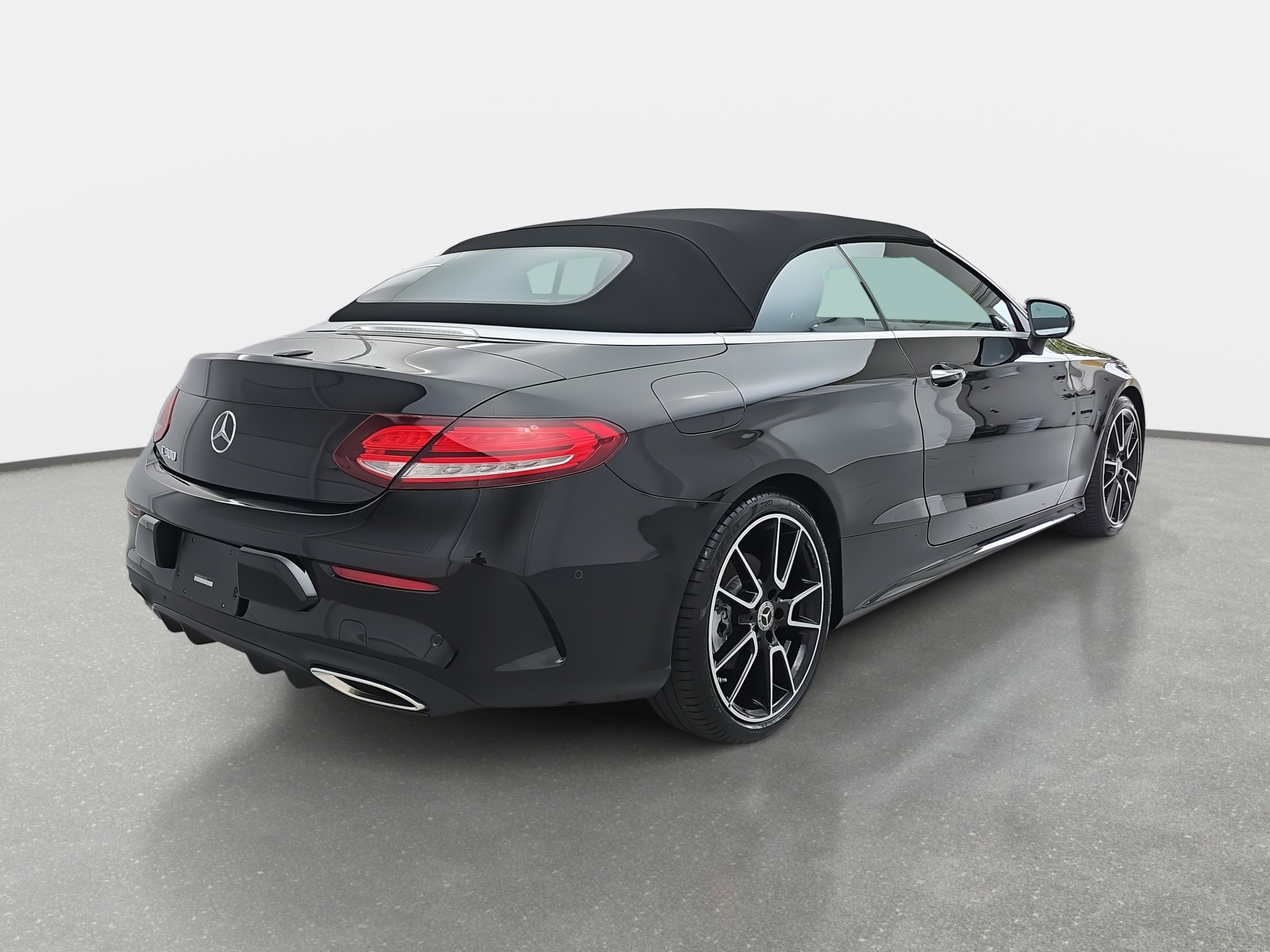 Used 2023 Mercedes-Benz C 300 Cabriolet image 5