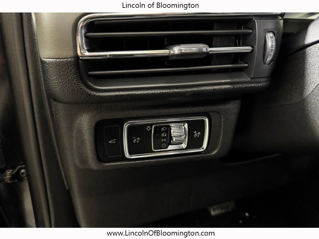 Certified 2023 Lincoln Corsair Reserve w/ Equipment Group 202A image 24