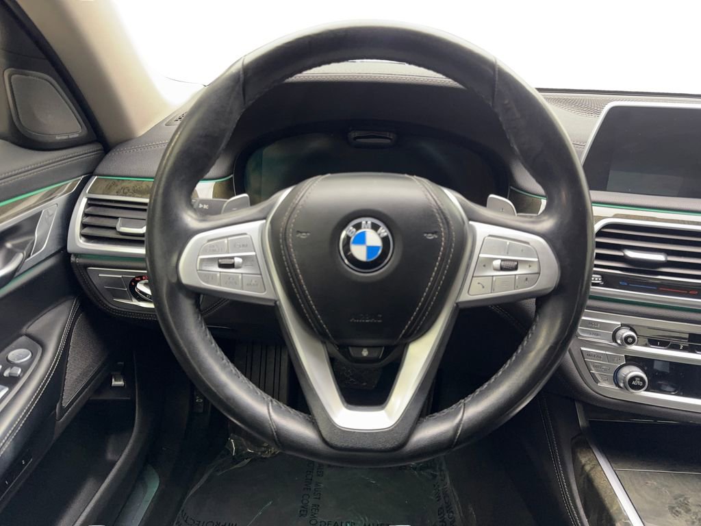 Used 2022 BMW 740i image 56