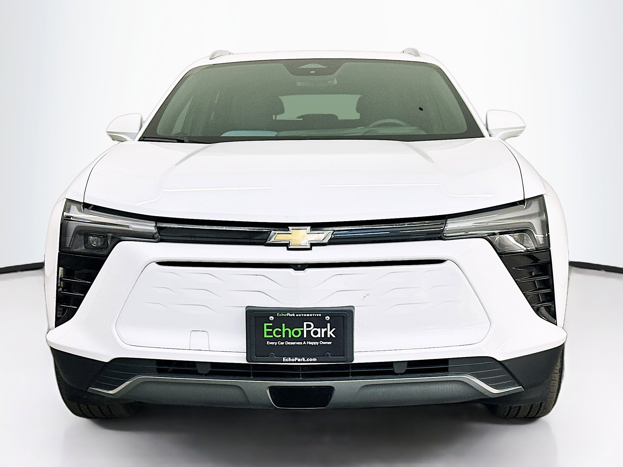 Used 2024 Chevrolet Blazer EV LT AWD/4WD image 2
