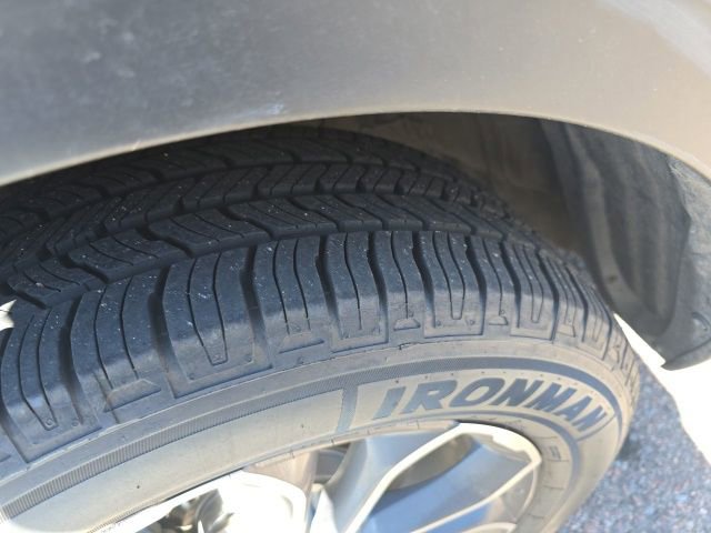Used 2022 Honda CR-V EX image 3
