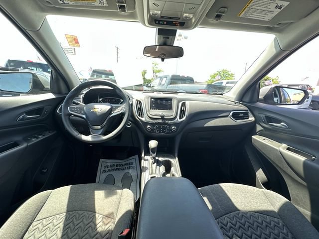 Used 2023 Chevrolet Equinox LT AWD/4WD image 13