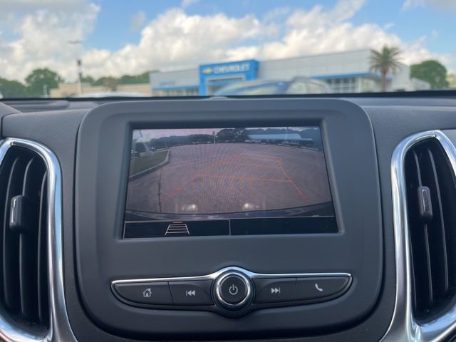 Used 2022 Chevrolet Equinox LS w/ Driver Confidence II Package image 22