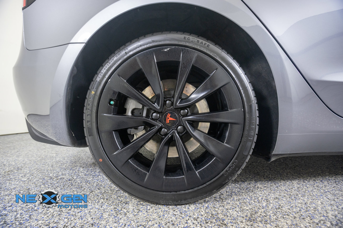 Used 2025 Tesla Model 3 Long Range AWD/4WD image 43