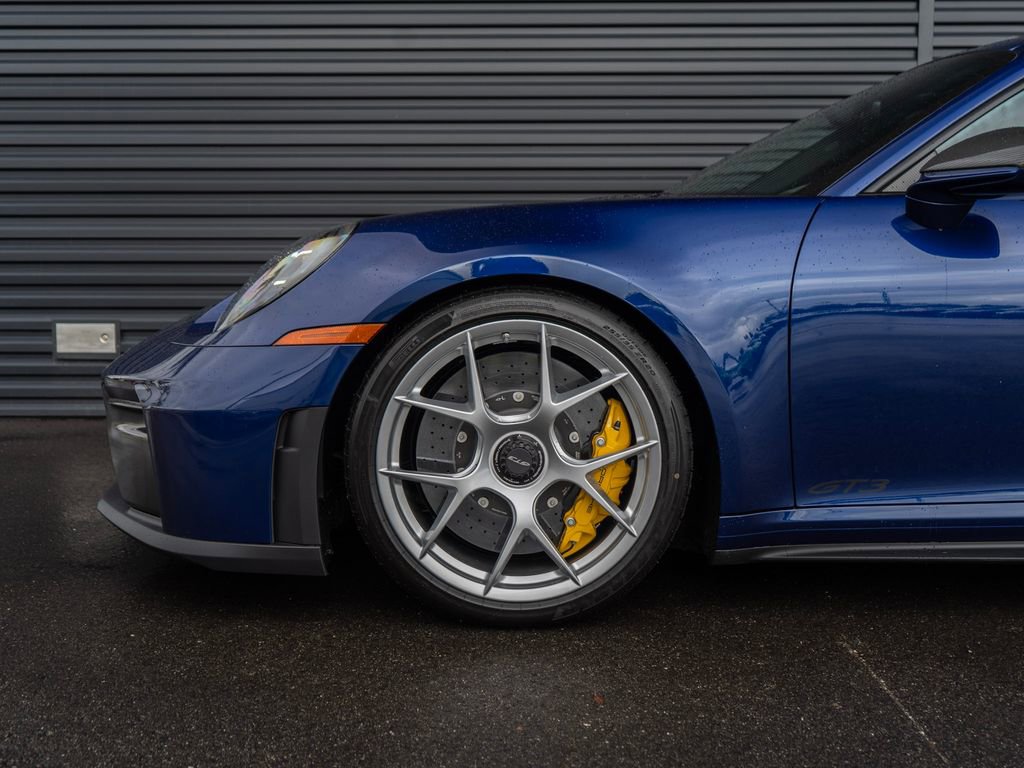 Used 2026 Porsche 911 GT3 RWD image 11