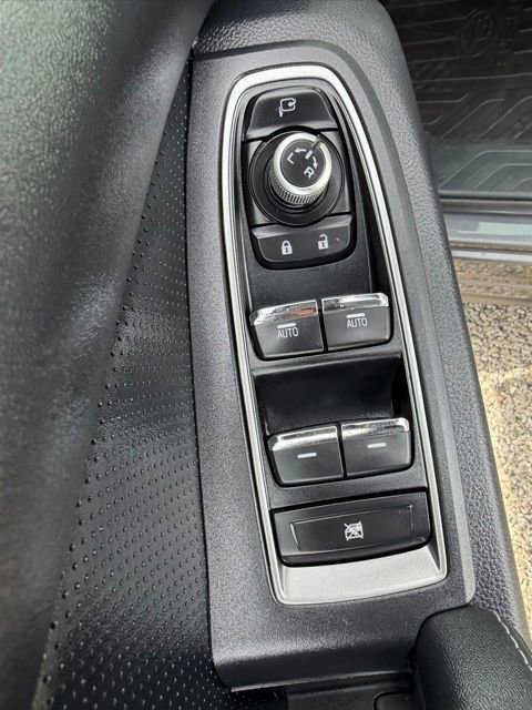 Used 2024 Subaru Ascent Limited w/ Technology Package image 17