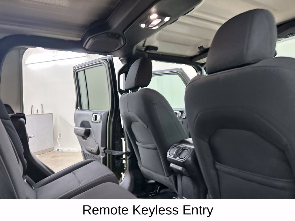 Used 2022 Jeep Gladiator Sport AWD/4WD image 23