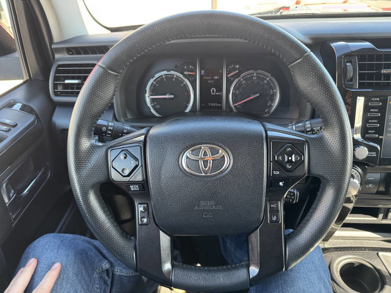 Used 2022 Toyota 4Runner TRD Off-Road AWD/4WD image 12