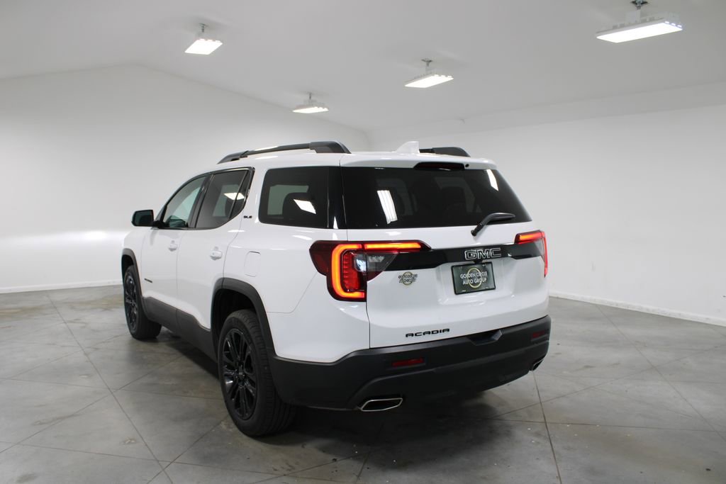 Used 2022 GMC Acadia SLE w/ Driver Convenience Package image 7