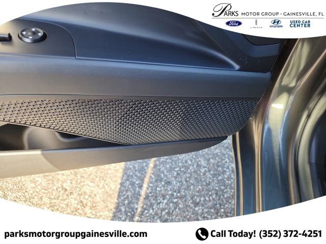 New 2025 Hyundai Elantra Blue FWD image 14