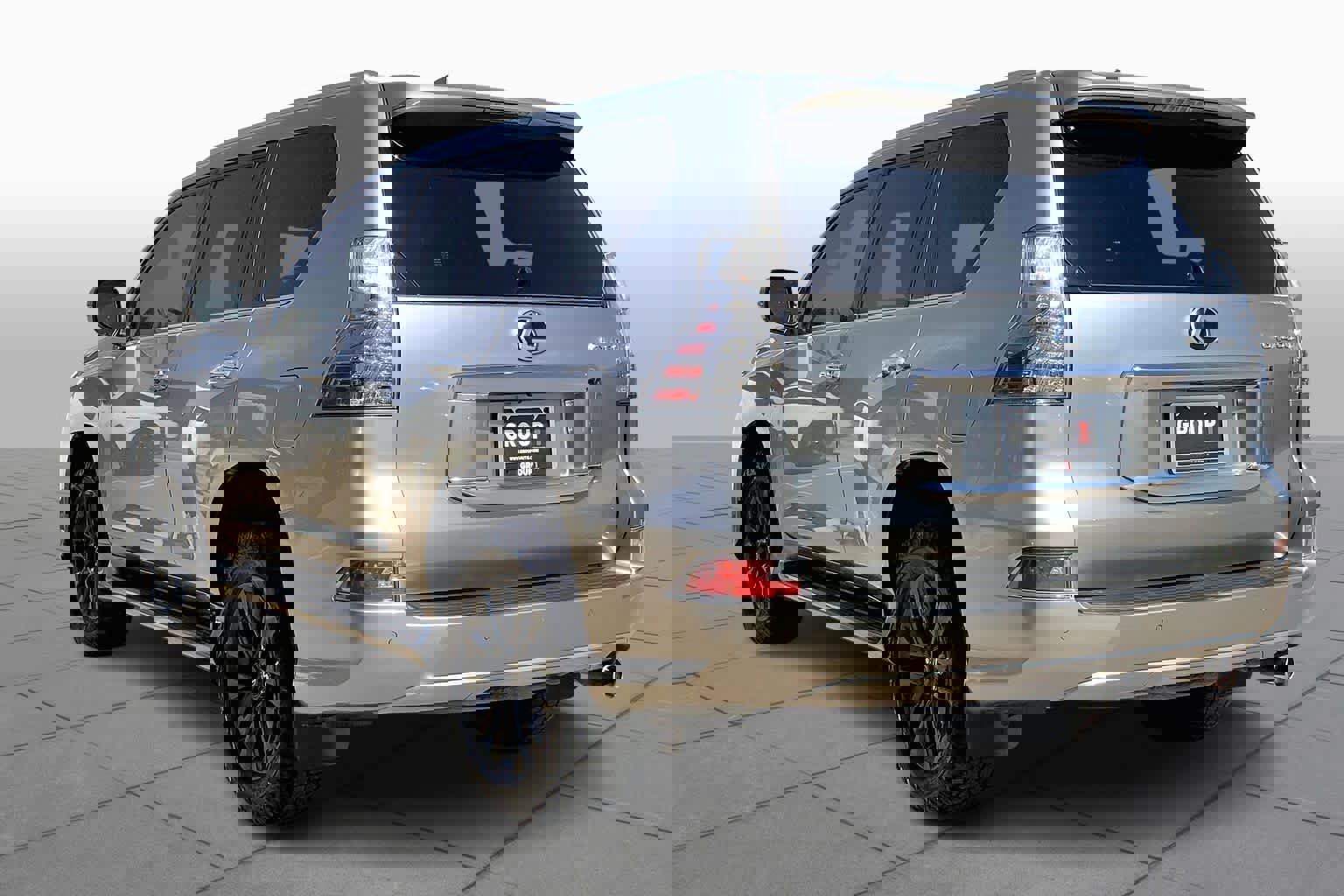 Used 2021 Lexus GX 460 Premium w/ Premium Package AWD/4WD image 12