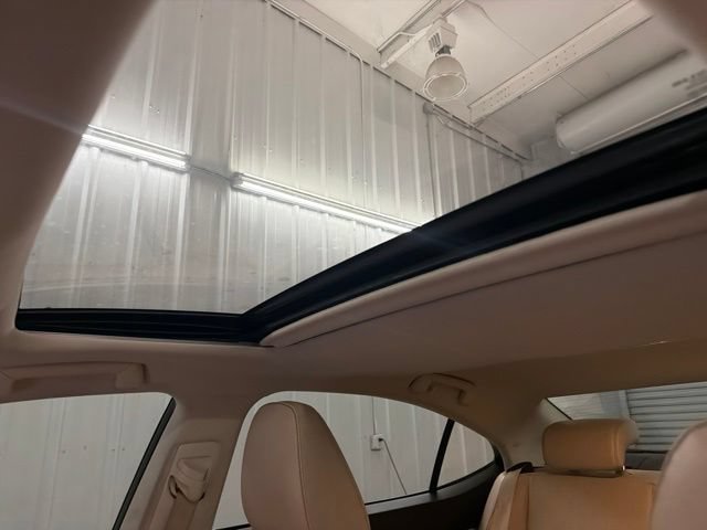 Used 2018 Lexus ES 350 w/ Luxury Package w/Wood Trim FWD image 40
