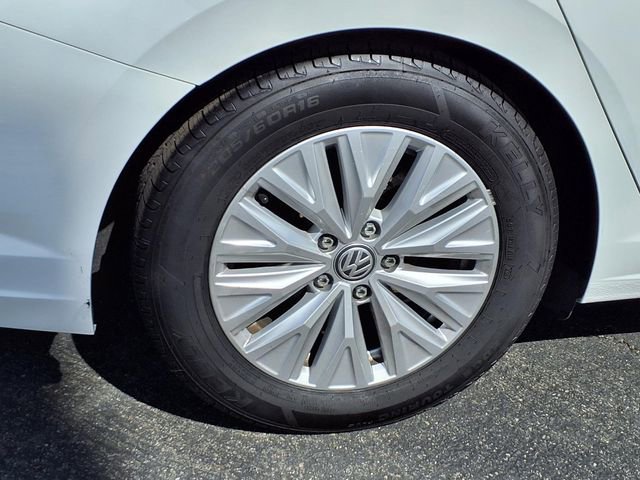Used 2019 Volkswagen Jetta S w/ Driver Assistance Package image 22