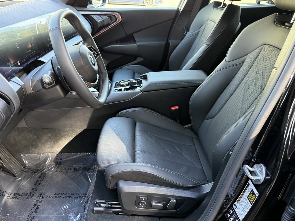 Used 2025 BMW X3 xDrive30i w/ Premium Package image 21