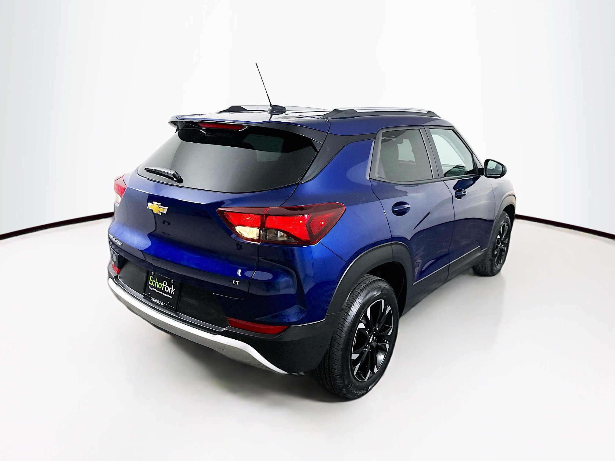 Used 2023 Chevrolet TrailBlazer LT FWD image 9
