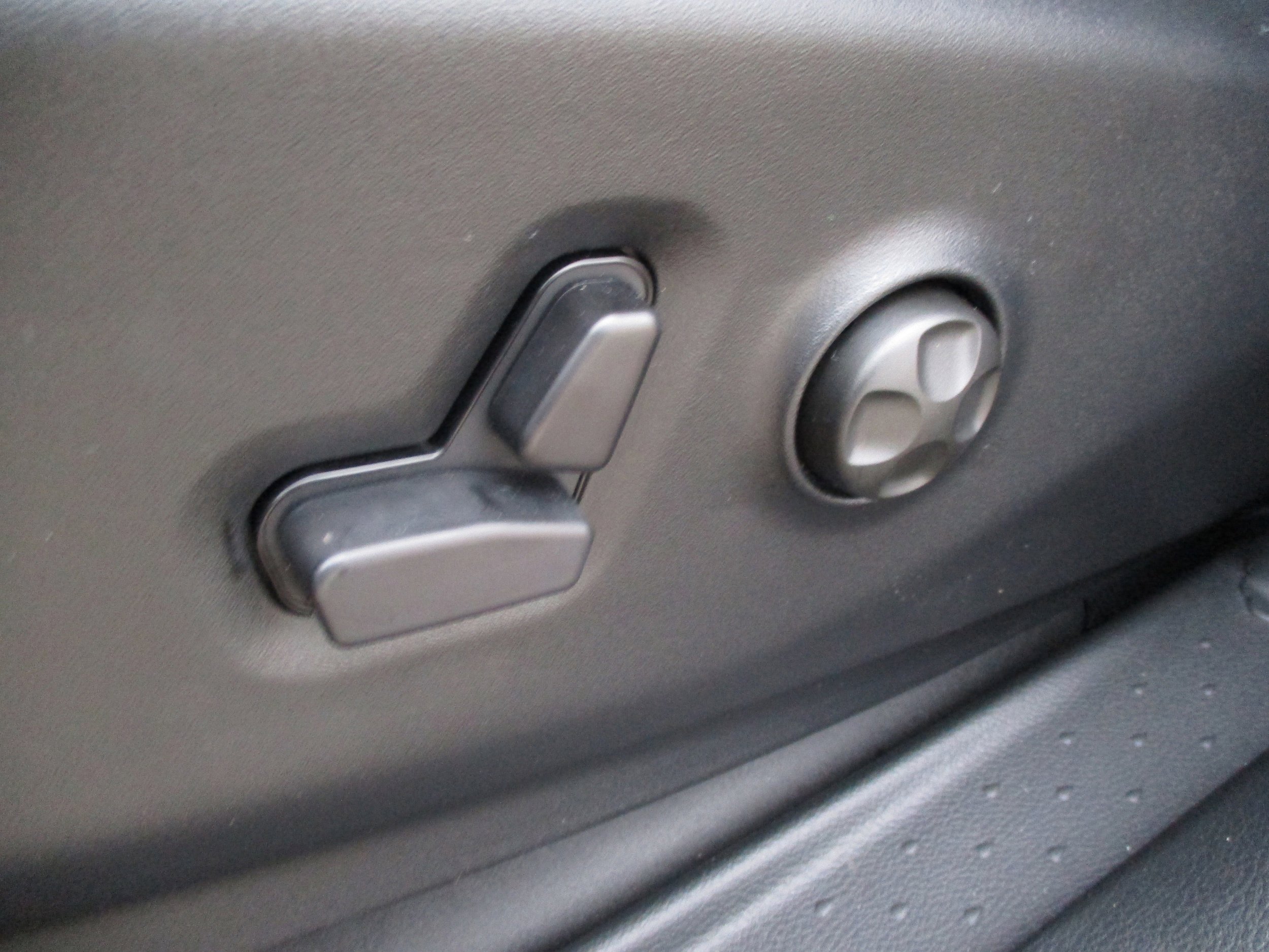 New 2026 Chrysler Pacifica Select image 33