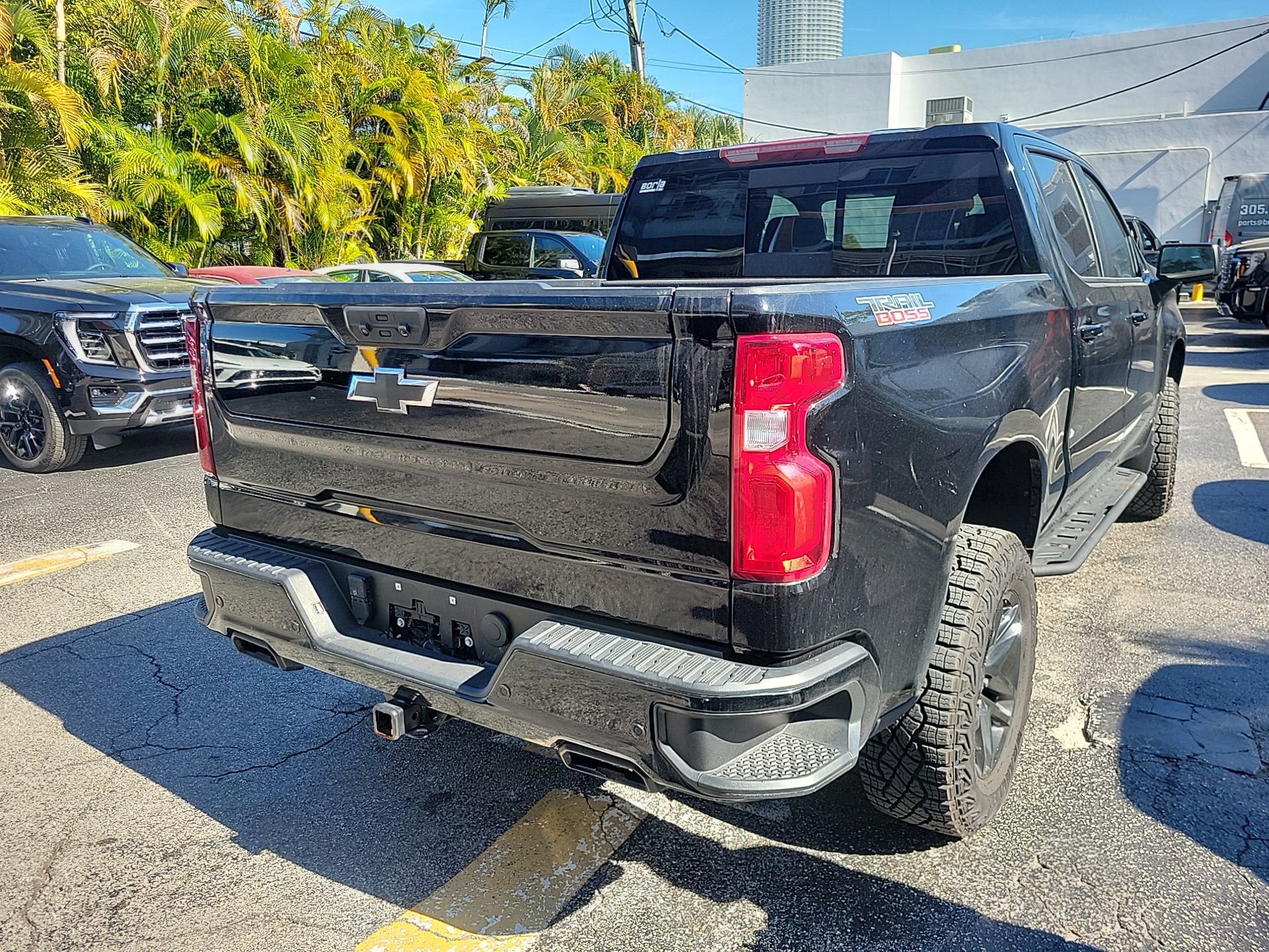 Used 2024 Chevrolet Silverado 1500 LT Trail Boss w/ LT Trail Boss Premium Package image 13