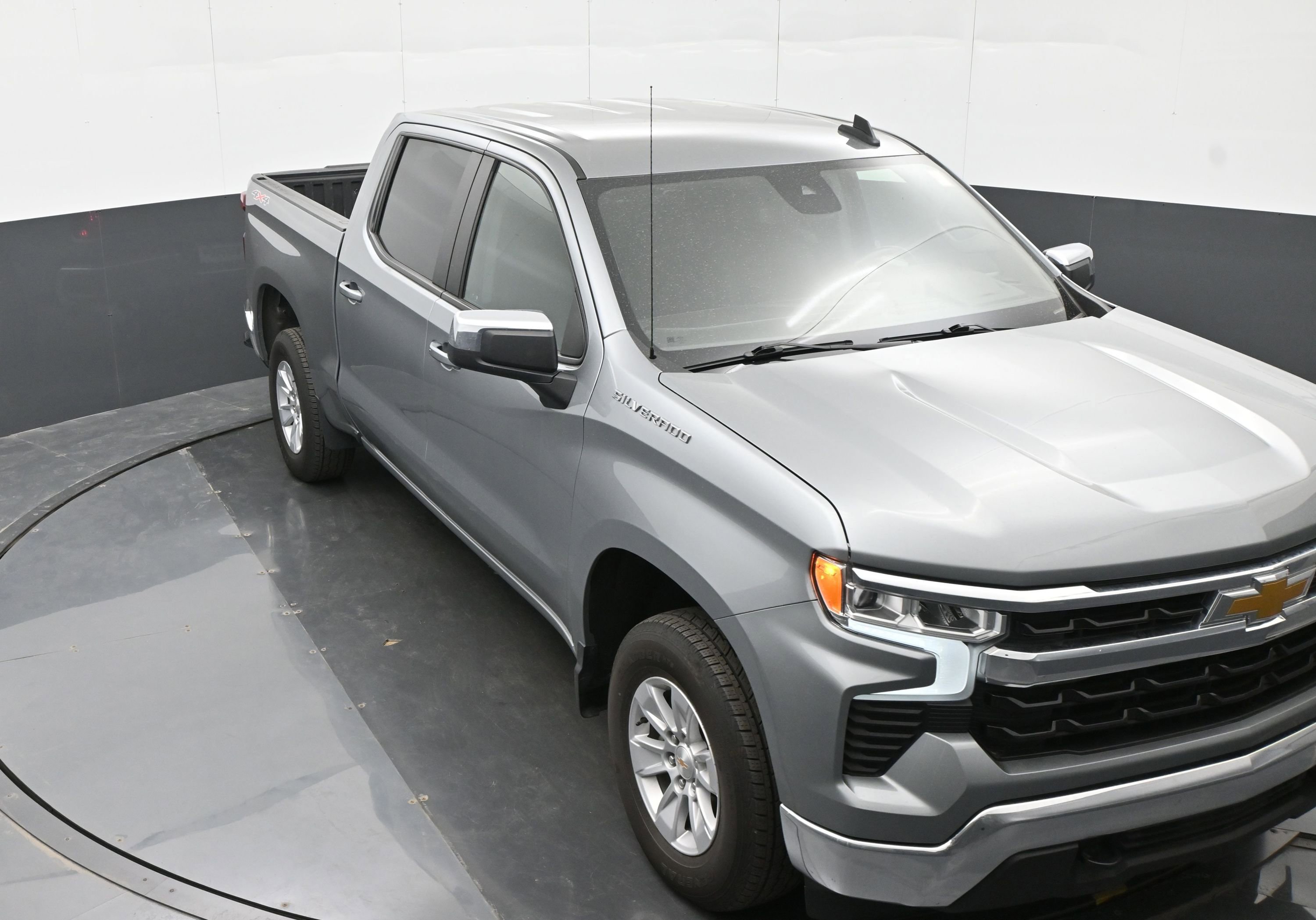 Used 2025 Chevrolet Silverado 1500 LT image 28