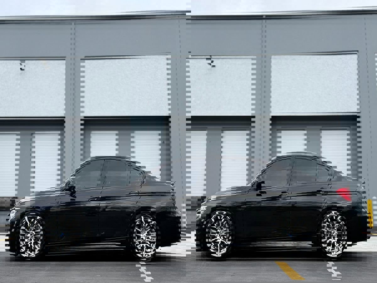 Used 2017 BMW 340i Sedan image 4