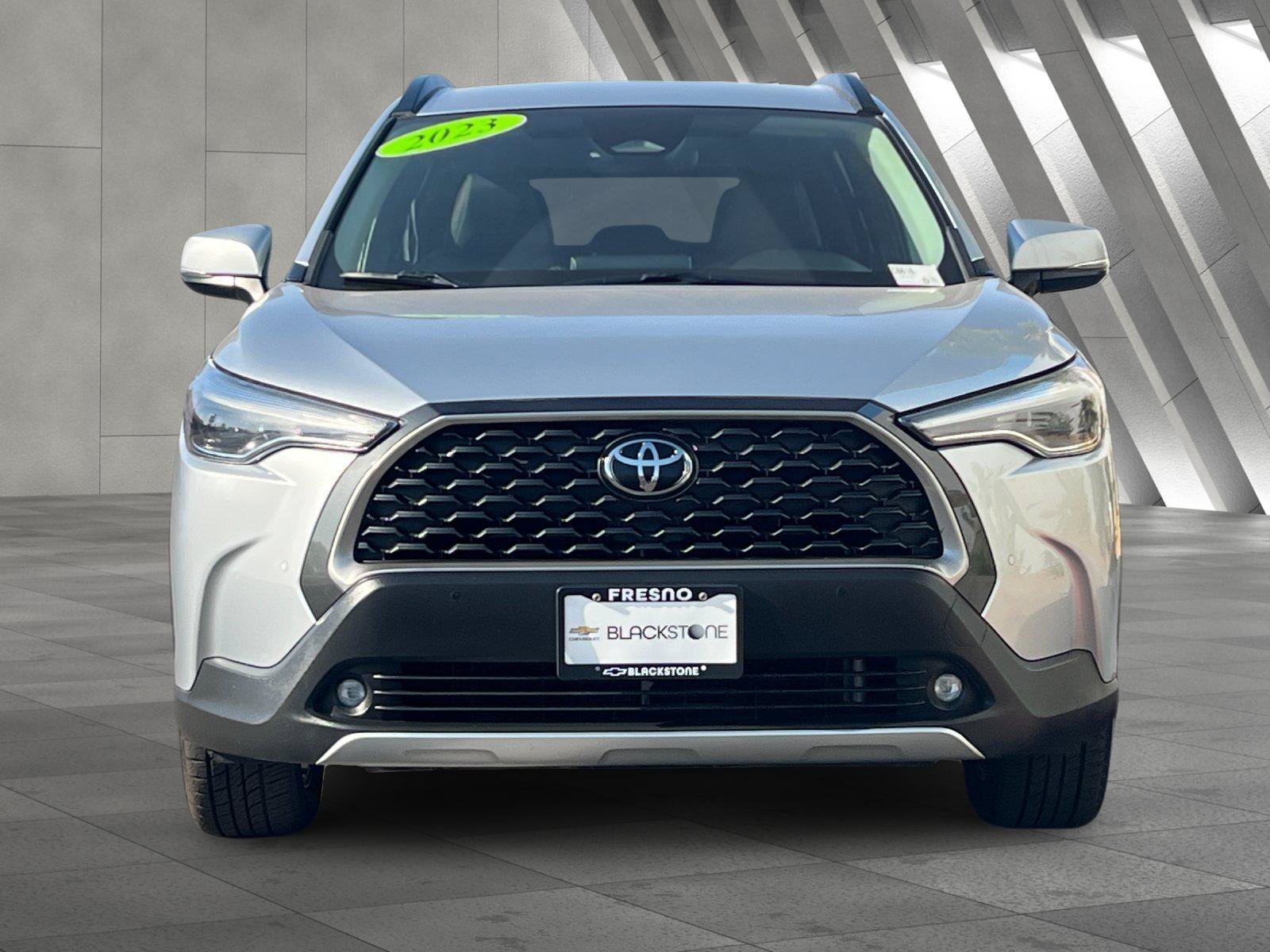 Used 2023 Toyota Corolla Cross XLE AWD/4WD image 9