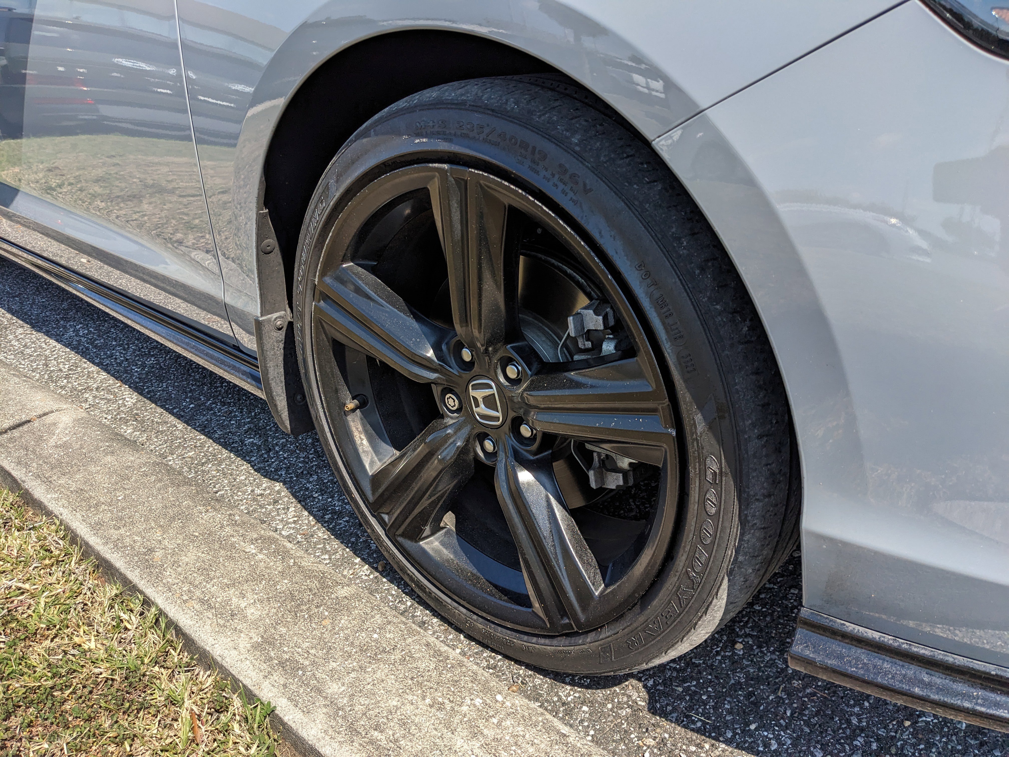 Used 2024 Honda Accord Sport image 7