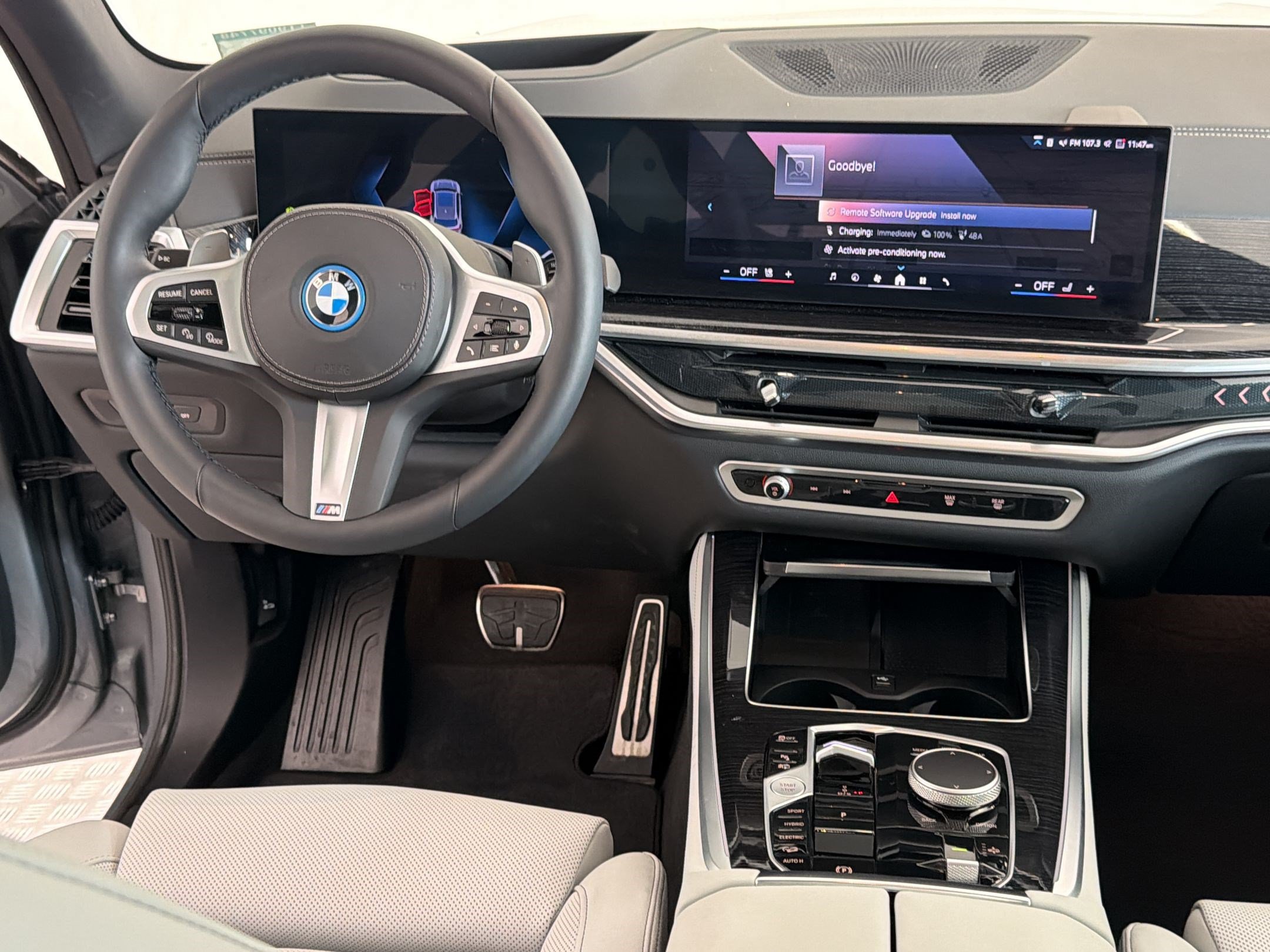 Used 2026 BMW X5 xDrive50e w/ M Sport Package AWD/4WD image 29