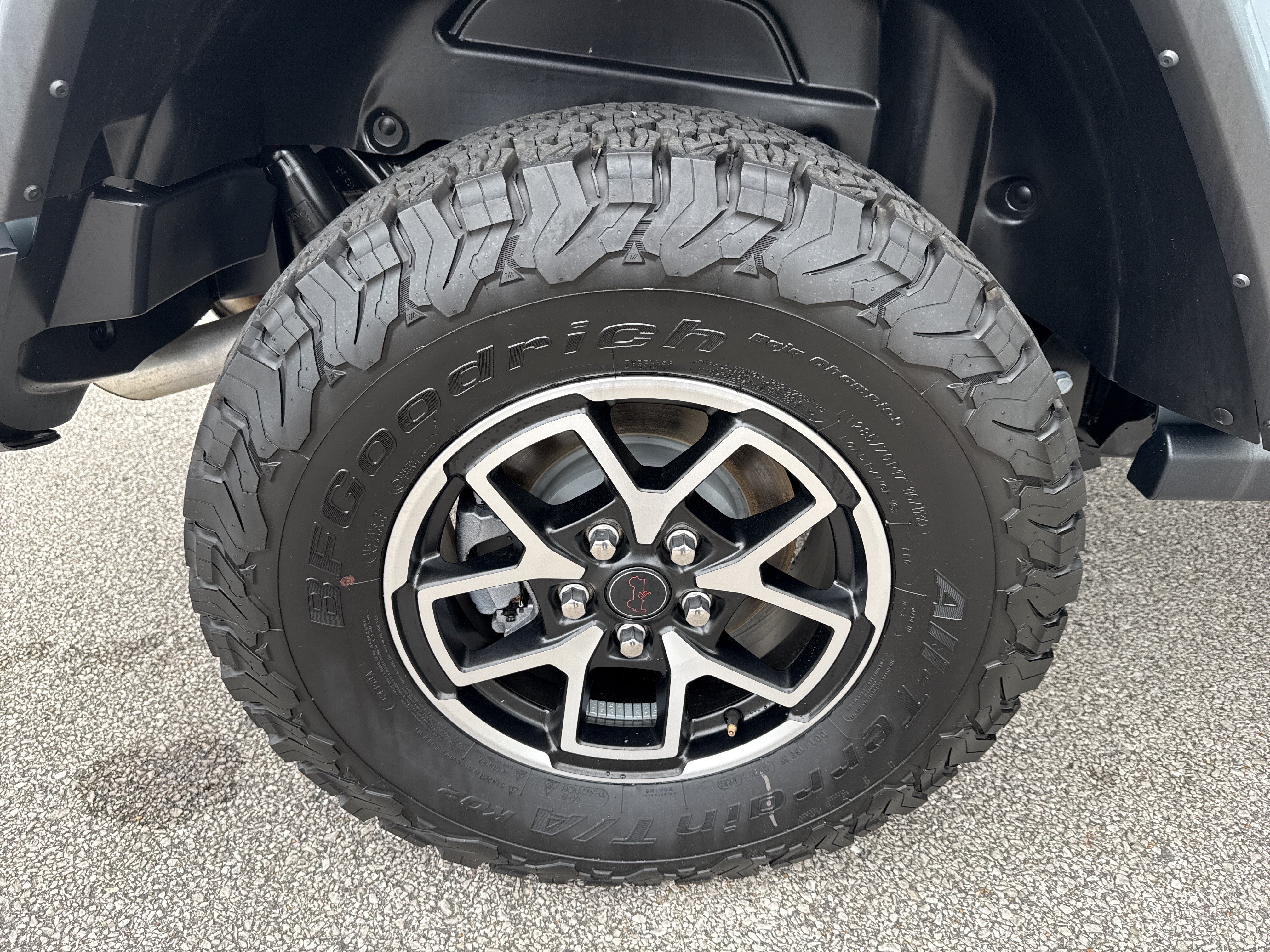 Used 2026 Jeep Wrangler Unlimited Rubicon AWD/4WD image 17
