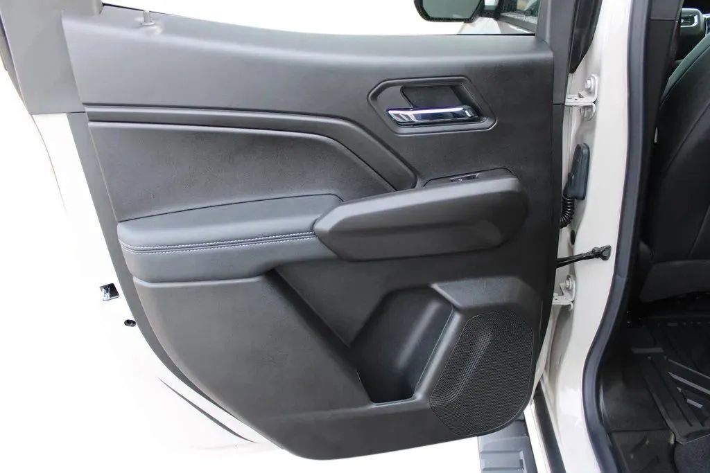 New 2026 GMC Canyon Elevation w/ Convenience Package image 23