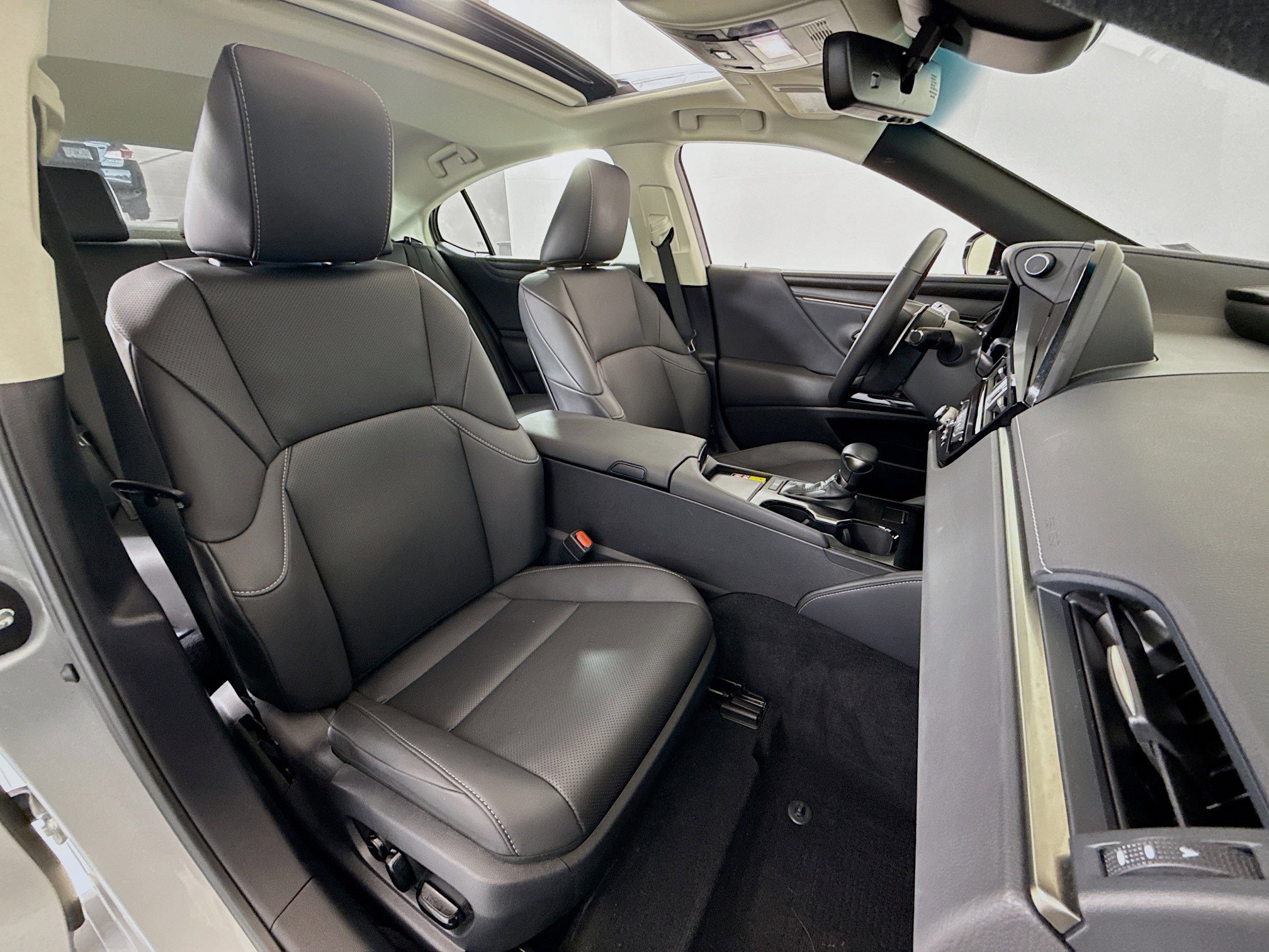 Used 2023 Lexus ES 350 w/ Premium Package image 26