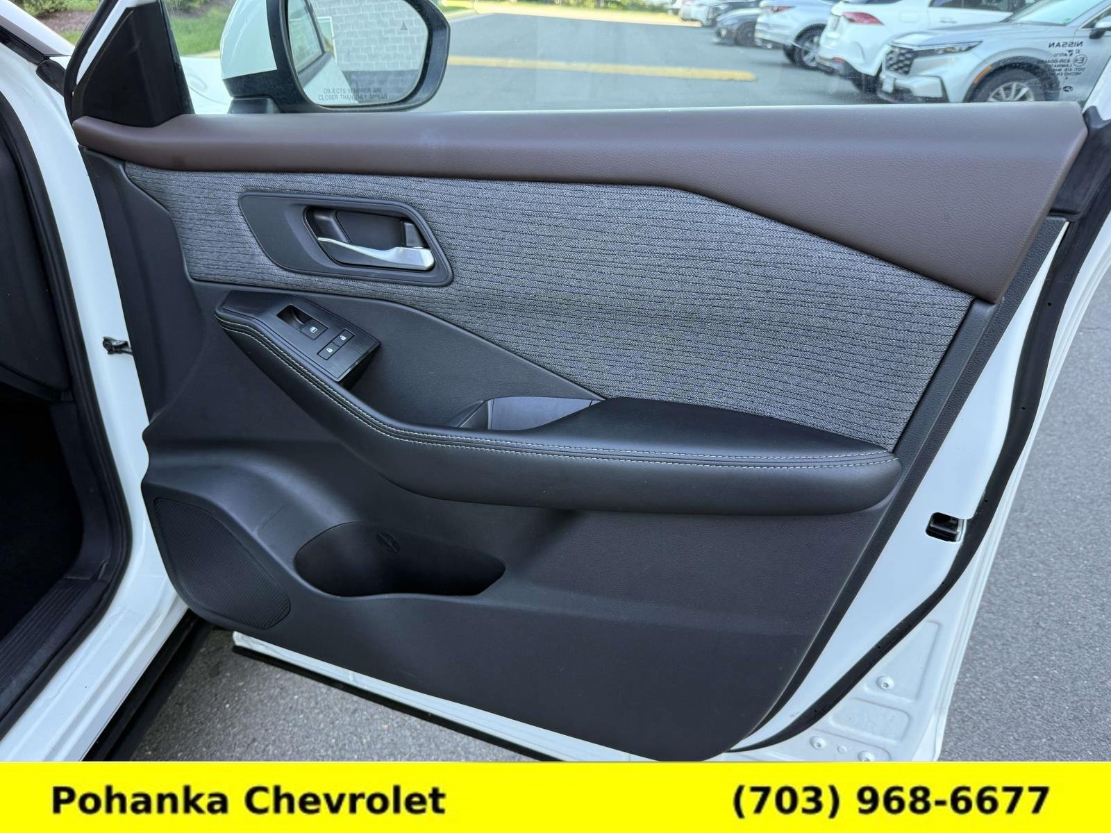 Used 2021 Nissan Rogue SV AWD/4WD image 14