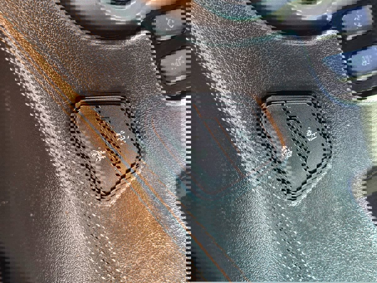 Used 2018 Chevrolet Tahoe LT image 36