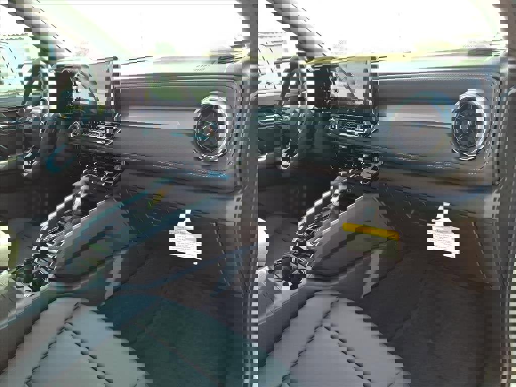 New 2026 Chevrolet Colorado LT image 12