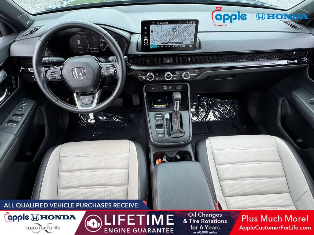 Used 2025 Honda CR-V Sport Touring image 17